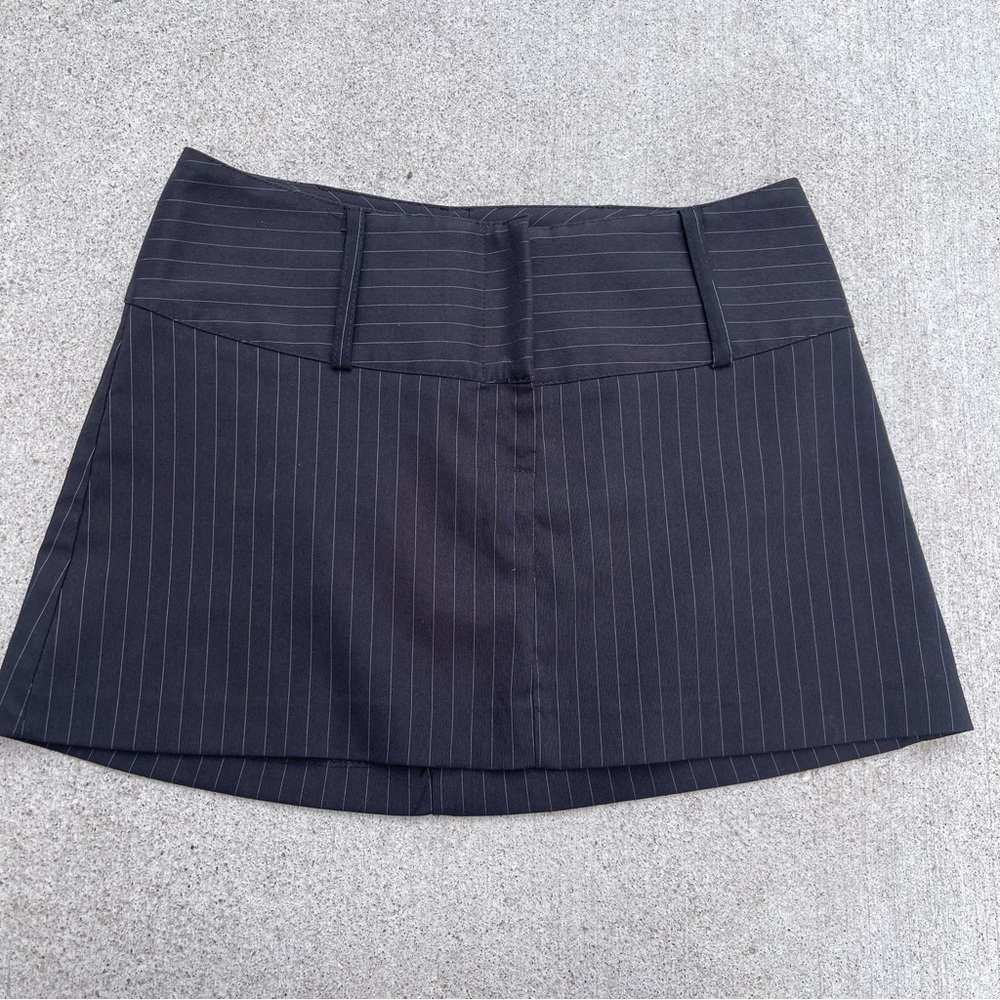 Y2K mini skirt